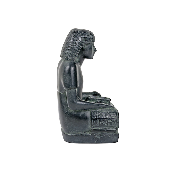 Détail de la statuette Nebmertouf protégé par le dieu Thot